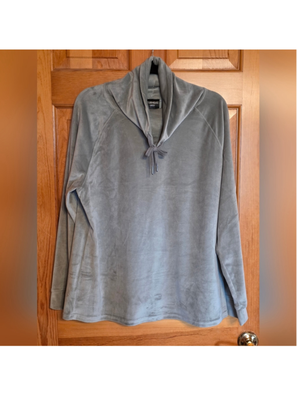 32 Degrees Green Shawl-Collar Pullover Velour Sweater
